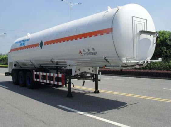 永旋11.9米28.4吨低温液体运输半挂车(HYG9402GDY)