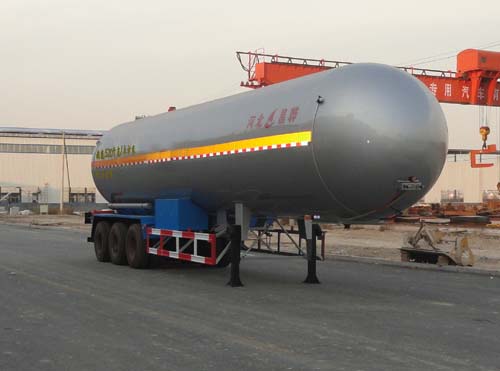 昌骅11.5米23.9吨液化气体运输半挂车(HCH9402GYQA)