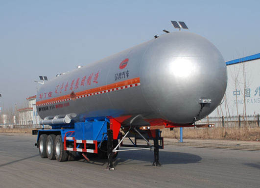 金碧12.9米27.6吨液化气体运输半挂车(PJQ9402GYQB)