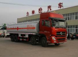 运油车