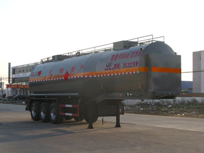 程力威10.9米32吨易燃液体罐式运输半挂车(CLW9400GRY)