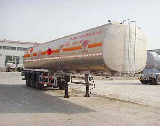 旗林12.6米33.5吨易燃液体罐式运输半挂车(QLG9408GRY)