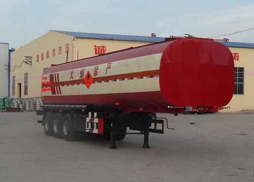鲁岳13米30.5吨易燃液体罐式运输半挂车(LHX9400GRY)