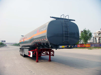 华骏12.1米29.5吨易燃液体罐式运输半挂车(ZCZ9403GRYHJC)