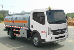 加油车