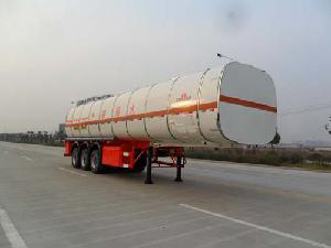 江淮扬天11.8米30吨易燃液体罐式运输半挂车(CXQ9403GRYBW)