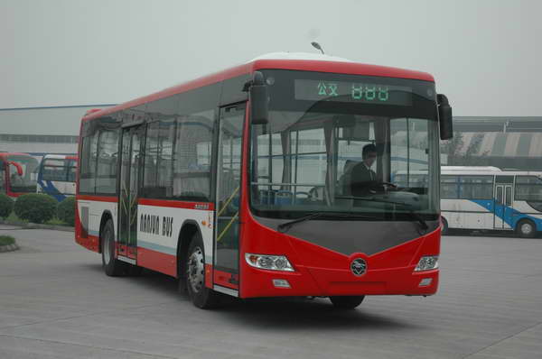 南骏9.3米10-33座城市客车(CNJ6930JHDM)