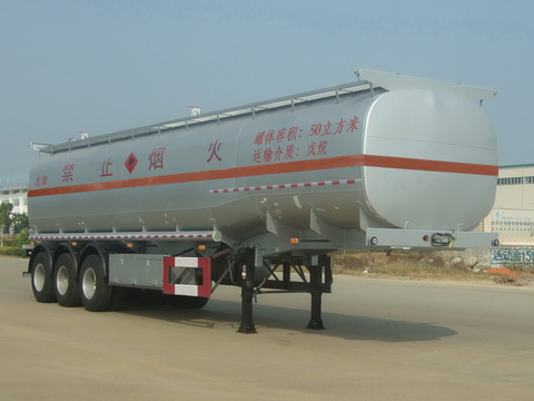 福狮13米29.6吨易燃液体罐式运输半挂车(LFS9400GRY)