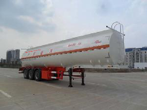 江淮扬天12.3米31吨易燃液体罐式运输半挂车(CXQ9406GRY)