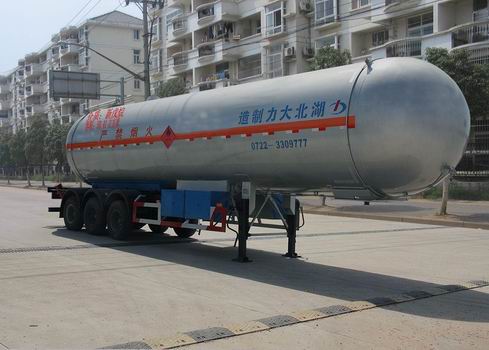大力12.7米29.8吨易燃液体罐式运输半挂车(DLQ9401GRY)