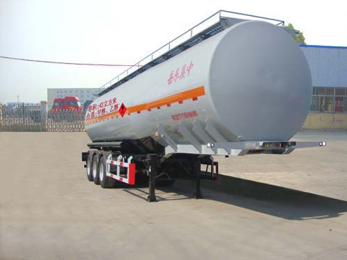梁山东岳11.5米32吨易燃液体罐式运输半挂车(CSQ9402GRY)