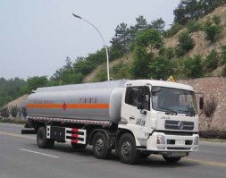 运油车