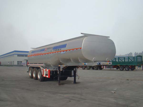 通亚达9.8米31.5吨易燃液体罐式运输半挂车(CTY9400GRY)