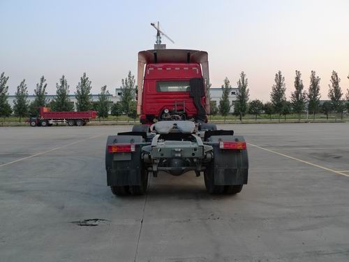 ZZ4255N27C3D1B 豪瀚牵引汽车图片