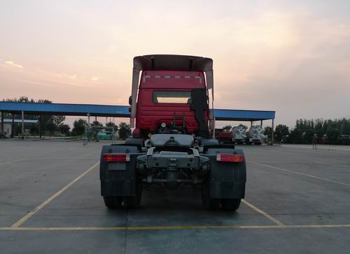 豪瀚ZZ4255M27C3D1H牵引汽车公告图片