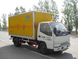 爆破器材运输车
