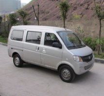 力帆牌LF6402D型短头乘用车