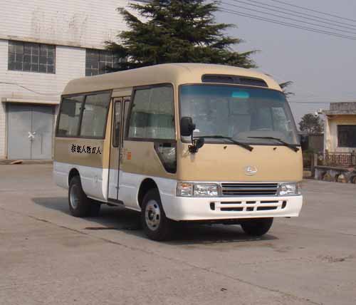 贵龙5.6米10-17座客车(GJ6560T3)