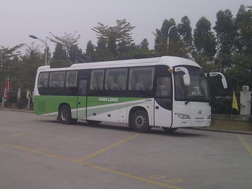 金龙10.6米10-60座城市客车(XMQ6110AGN5)
