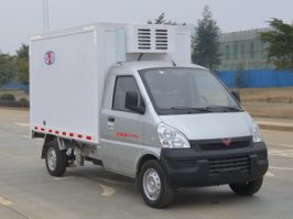 延龙牌LZL5029XLCBF冷藏车