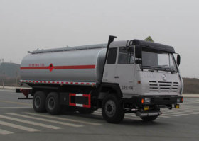 运油车