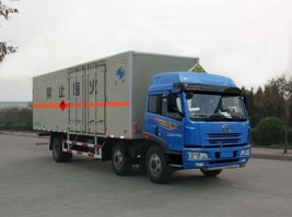 爆破器材运输车
