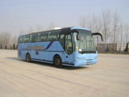 青年10.5米27-45座豪华旅游客车(JNP6105T)