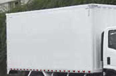QL5080XTLAR 五十铃5.5米厢式货车图片