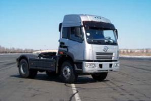 平头柴油半挂牵引车