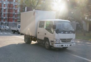 厢式运输车