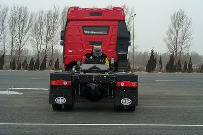 CA4250P66K24T3E 解放平头柴油半挂牵引汽车图片