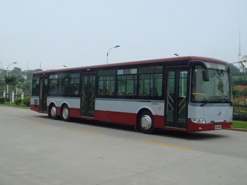 金龙13.7米24-52座城市客车(XMQ6140G)