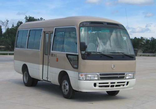金旅6米10-19座客车(XML6601J23)