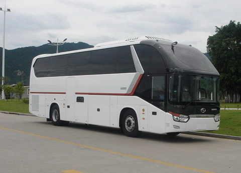 金龙12米24-55座客车(XMQ6129Y5)