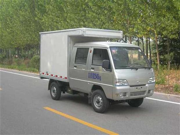 福田牌BJ5030V3D33-A厢式运输车图片