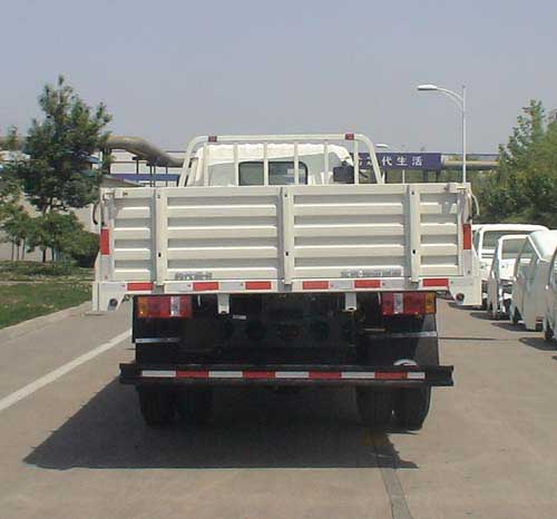 BJ1093VEPFD-A 福田129马力单桥柴油5.7米国三载货汽车图片