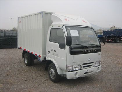 跃进牌NJ5021XXY-DBCW厢式运输车