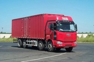平头柴油厢式运输汽车