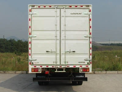 QL5080XZMARZ 五十铃6.2米厢式货车图片