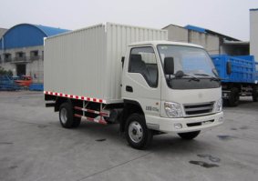 大运牌CGC5047XXYDB28E3厢式运输车