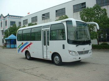 春洲6.6米10-25座城市客车(JNQ6660DK2)