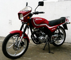 宝德BT125E两轮摩托车图片