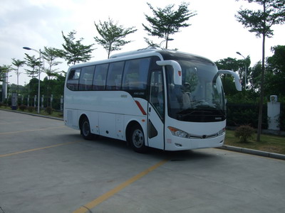 金龙7.5米10-23座客车(XMQ6759AYD3C1)