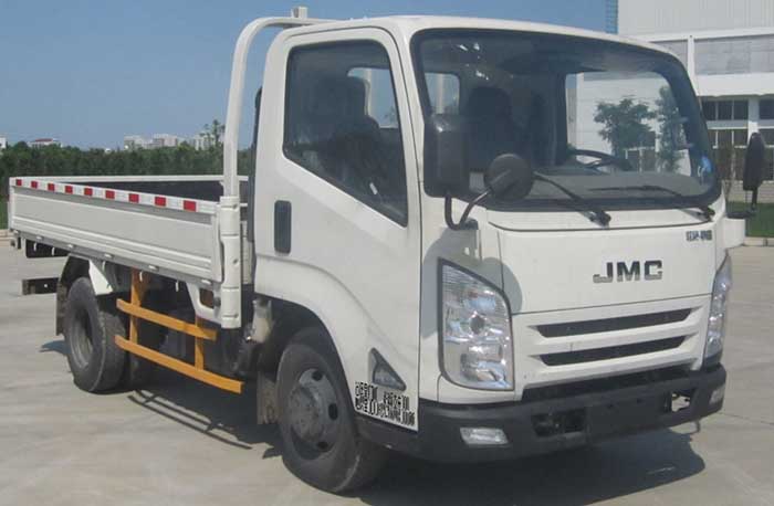 JX1053TBC24 江铃3.6米载货汽车图片