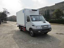 飞球牌ZJL5047XLCA冷藏车