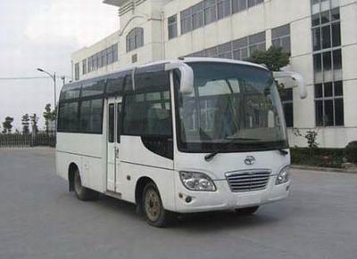 解放6米10-19座轻型客车(XQ6600T1Q2)