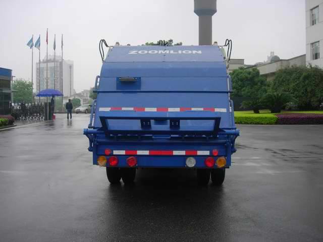 中联牌ZLJ5081ZYSBE3压缩式垃圾车公告图片