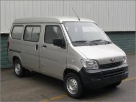 五菱牌LZW6388QF型多用途乘用车