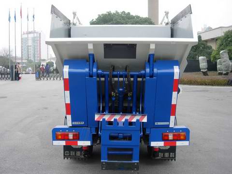中联牌ZLJ5030ZZZHE3自装卸式垃圾车公告图片