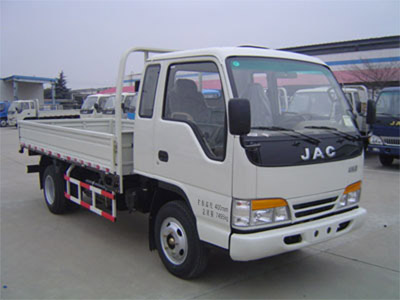 HFC1070KR1T 江淮109马力单桥柴油3.9米国三载货汽车图片